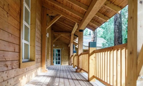 Использование бруса 100х150 в несущих конструкциях